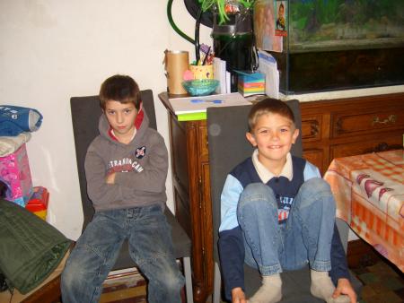 sa c est mon fils avec son copain